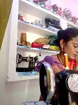 kiiuu sexe online show from March 2026 03:12:01 AM