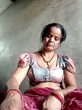 kiiuu sexe online show from April 2026 05:30:01 AM