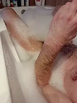 Masztisfiu2 online show from February 2026 07:26:01 AM