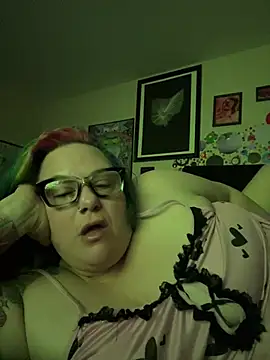 Snapshot of theUnihorniest chatting on February 2026 05:13:02 AM theUnihorniest online show from February 2026 05:13:02 AM