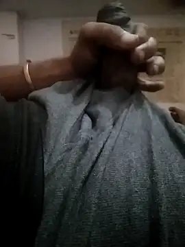 Snapshot of Mafiya0102 chatting on February 2026 10:45:02 AM Mafiya0102 online show from February 2026 10:45:02 AM