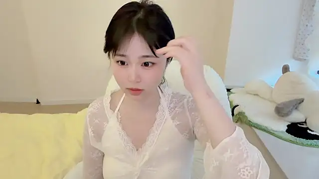 Onefiona online show from April 2026 05:40:01 AM