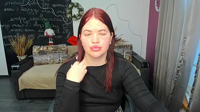 Secret Emma online show from January 2026 12:43:01 PM