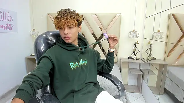 Anyelo Twink online show from March 2026 07:53:01 PM