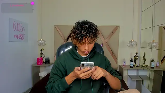 Anyelo Twink online show from July 2026 04:14:02 AM