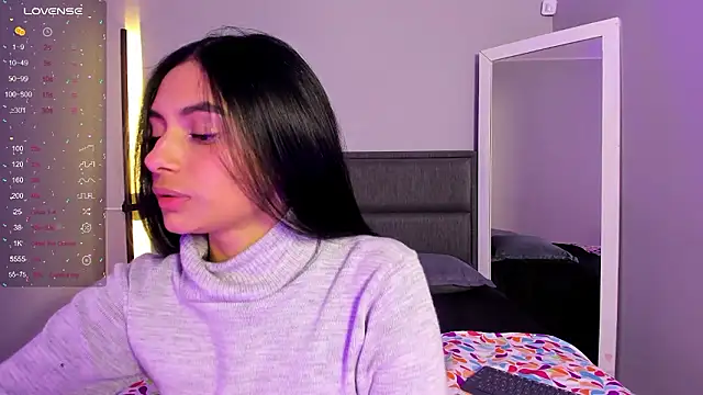 lilith petit  online show from March 2026 01:25:01 PM