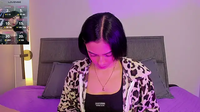 Snapshot of lilith_petit_ chatting on June 2026 12:44:02 PM lilith petit online show from June 2026 12:44:02 PM