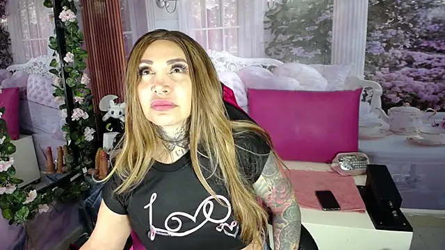Layla-Wattson online show from February 2026 10:54:02 PM