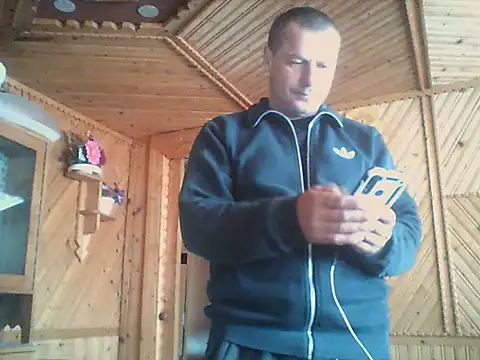 Ivan9iutt online show from April 2026 10:14:02 AM