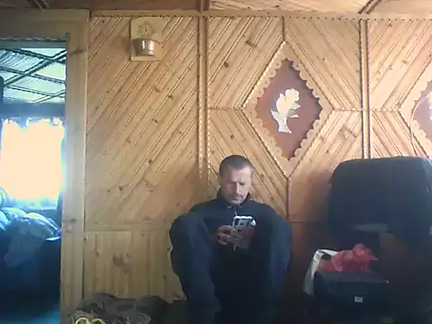 Ivan9iutt online show from April 2026 01:41:02 PM