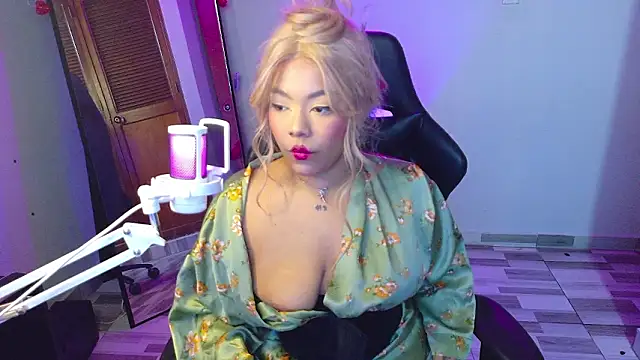 Snapshot of MarianaPradax chatting on February 2026 12:56:02 PM MarianaPradax online show from February 2026 12:56:02 PM