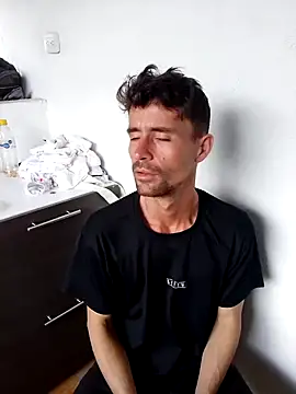 torvyHot online show from April 2026 07:17:02 PM