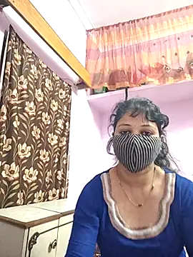 Snapshot of Priyaji7575 chatting on February 2026 05:11:01 AM Priyaji7575 online show from February 2026 05:11:01 AM