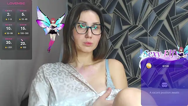 Snapshot of NikkiKiss___ chatting on February 2026 12:36:02 AM NikkiKiss online show from February 2026 12:36:02 AM