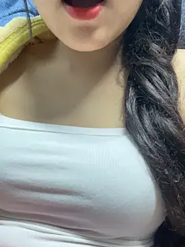 Snapshot of Bebun chatting on January 2026 02:38:01 AM Bebun online show from January 2026 02:38:01 AM