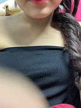 Snapshot of Bebun chatting on February 2026 02:37:02 AM Bebun online show from February 2026 02:37:02 AM