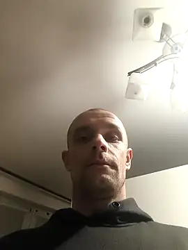 Snapshot of Dezi91 chatting on January 2026 06:24:02 PM Dezi91 online show from January 2026 06:24:02 PM