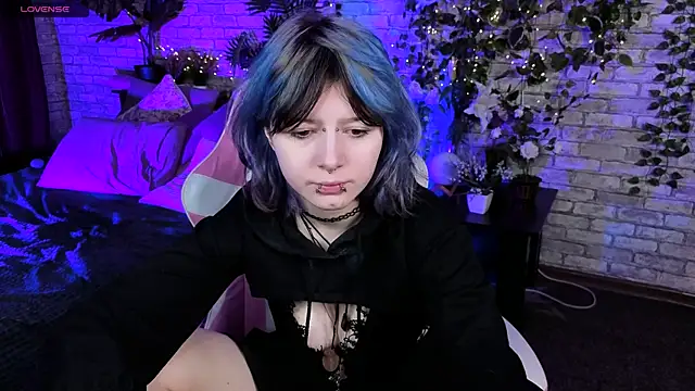 Ashley Veil online show from March 2026 08:15:02 PM