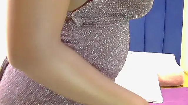 Snapshot of SexyBoobsxX97 chatting on February 2026 11:27:01 AM SexyBoobsxX97 online show from February 2026 11:27:01 AM