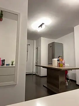 Missolevelvet online show from April 2026 10:18:01 PM