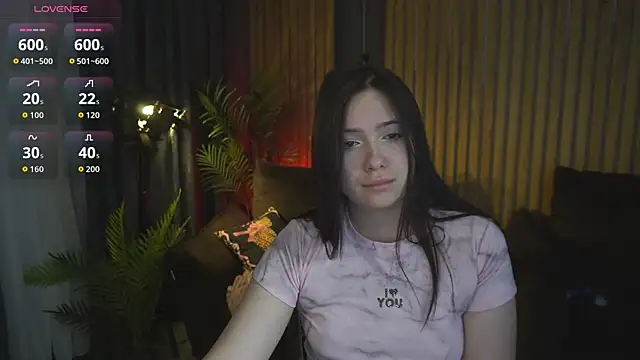 Snapshot of MargaritaGrey chatting on June 2026 06:22:02 PM MargaritaGrey online show from June 2026 06:22:02 PM
