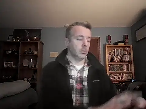 chrisw8140 online show from February 2026 11:42:02 PM