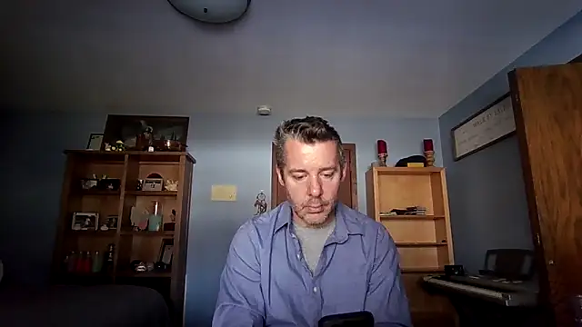 chrisw8140 online show from March 2026 06:03:01 PM