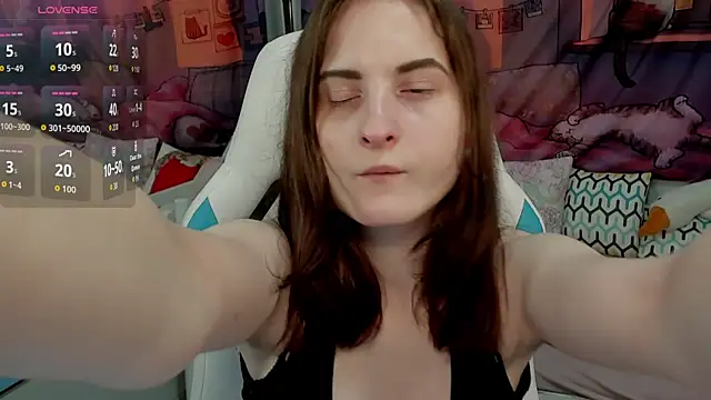 KiraDuvall online show from April 2026 05:57:01 PM