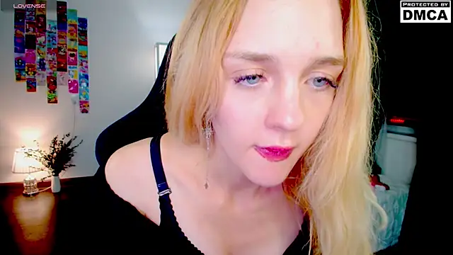 Snapshot of sailormoon666_ chatting on July 2026 09:45:02 PM sailormoon666 online show from July 2026 09:45:02 PM
