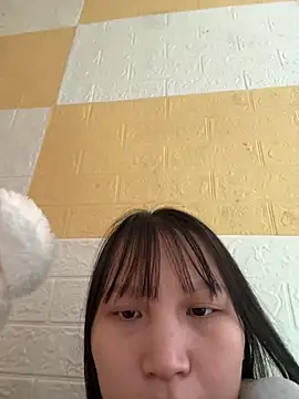 Snapshot of Charlotte-ee chatting on January 2026 05:34:02 AM Charlotte-ee online show from January 2026 05:34:02 AM