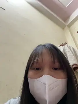 Snapshot of Charlotte-ee chatting on February 2026 04:24:01 AM Charlotte-ee online show from February 2026 04:24:01 AM