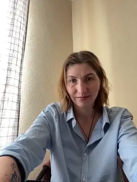  Crystal 2 online show from February 2026 09:25:02 AM