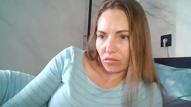 Valyssa online show from June 2026 04:13:01 PM