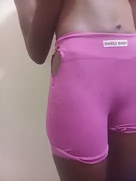 Snapshot of PatriciaVen chatting on May 2026 04:29:02 AM PatriciaVen online show from May 2026 04:29:02 AM