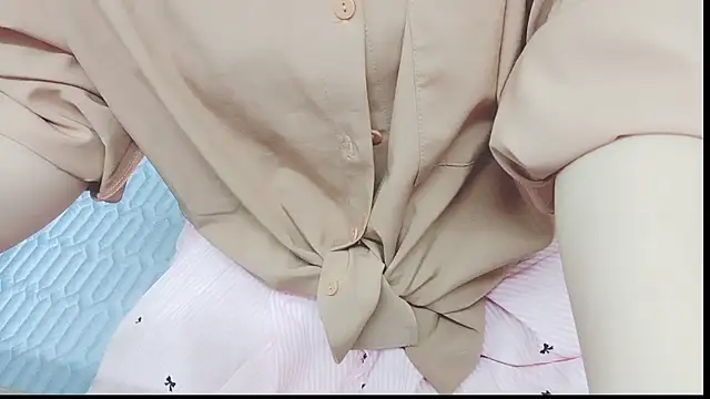 Snapshot of Mai_maik chatting on February 2026 05:00:02 AM Mai maik online show from February 2026 05:00:02 AM