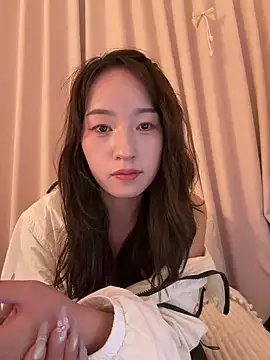 Snapshot of wenwenyaa chatting on April 2026 01:12:02 PM wenwenyaa online show from April 2026 01:12:02 PM