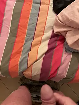 Snapshot of couple1508 chatting on February 2026 02:46:02 PM couple1508 online show from February 2026 02:46:02 PM