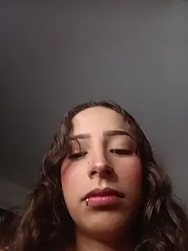 AlexxaAndRileyy online show from February 2026 01:18:01 PM