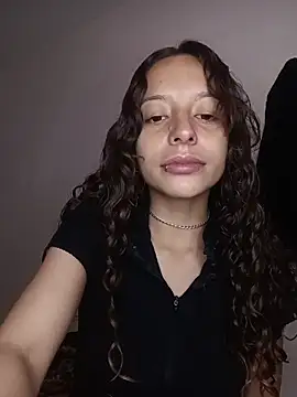 AlexxaAndRileyy online show from February 2026 04:41:01 PM