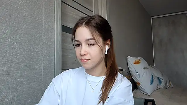 Snapshot of SherrylMaler chatting on February 2026 04:27:02 AM SherrylMaler online show from February 2026 04:27:02 AM