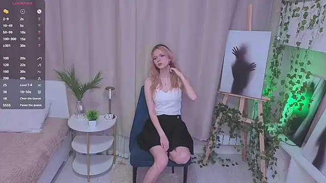 JuanaSumma online show from April 2026 06:19:02 AM