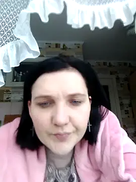 Snapshot of KarolinaRich1 chatting on January 2026 01:05:02 PM KarolinaRich1 online show from January 2026 01:05:02 PM