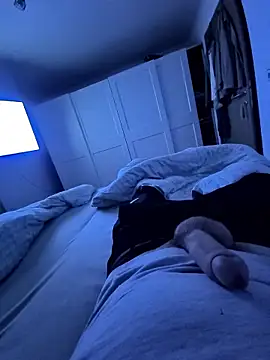 franzus122 online show from January 2026 11:43:02 PM