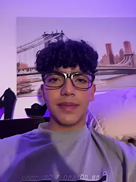 Snapshot of Nick_Twink chatting on February 2026 02:21:02 AM Nick Twink online show from February 2026 02:21:02 AM