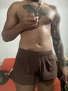 Snapshot of liyamjunior chatting on February 2026 06:08:01 AM liyamjunior online show from February 2026 06:08:01 AM