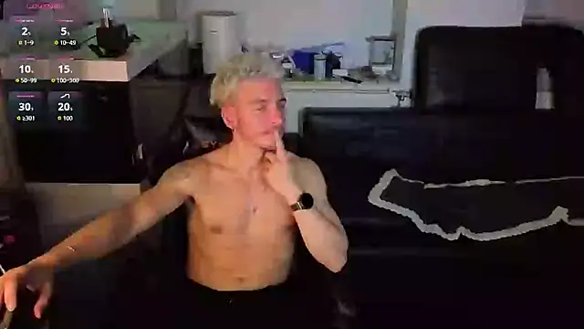 Rayzel White online show from January 2026 10:24:01 PM