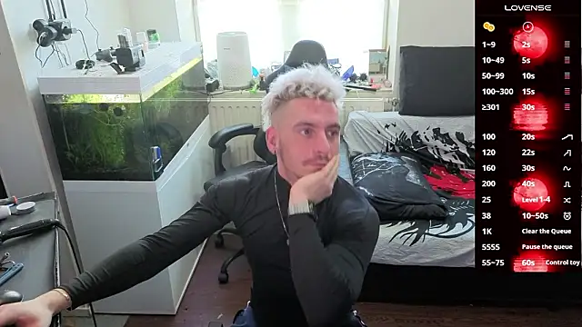 Rayzel White online show from March 2026 12:11:01 PM