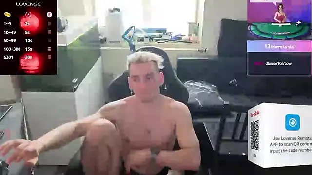 Rayzel White online show from May 2026 01:51:01 PM