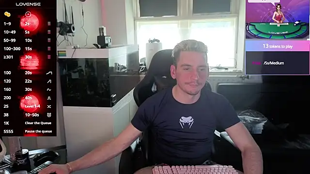 Rayzel White online show from June 2026 04:12:02 PM