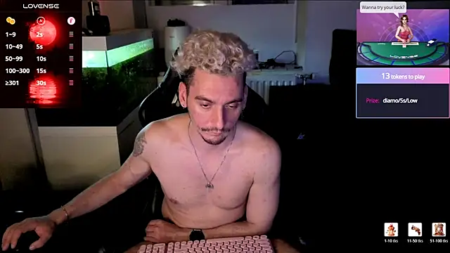 Rayzel White online show from June 2026 11:16:02 PM